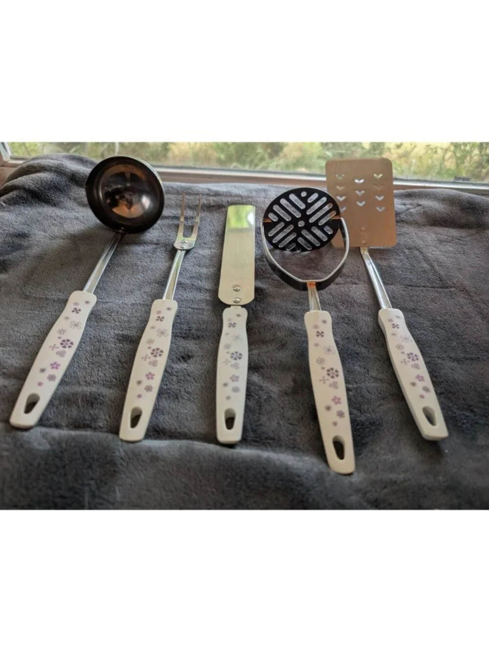 Vintage Mid Century EKCO USA 5-Piece Purple Flower Power Utensil Set